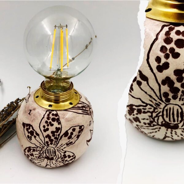 κεραμικό φωτιστικό με ορχιδέες ceramic lamp with orchids